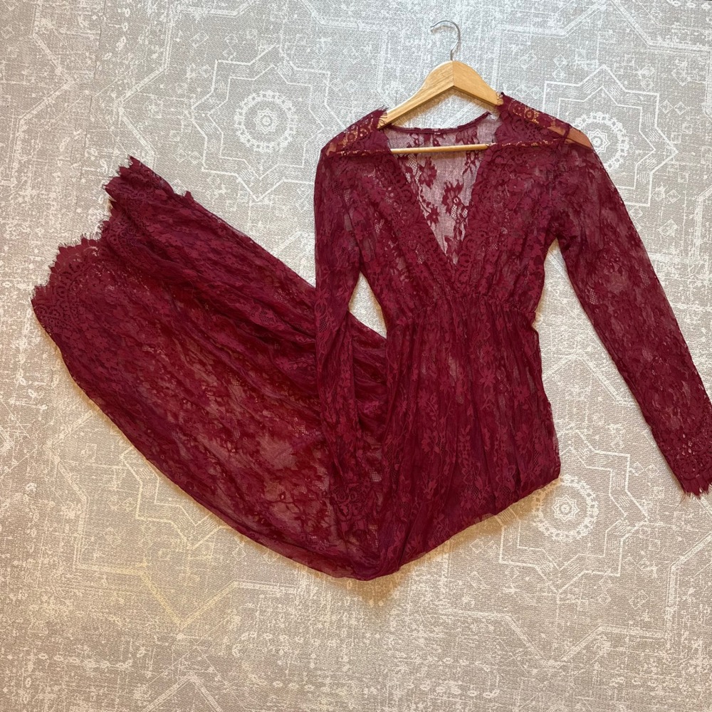 Lace Maternity Gown Women One Size Burgundy V-Neck Long Sleeve Maxi